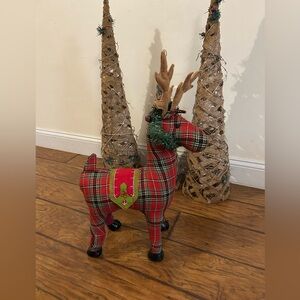 Vintage Plaid Christmas reindeer decor